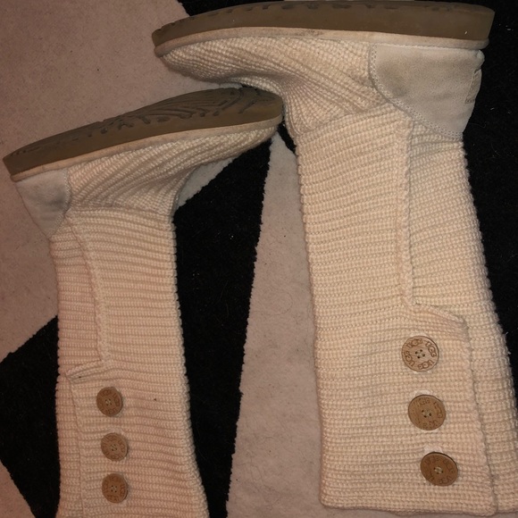UGG Australia cream knit tall boots *SOLD* - Picture 1 of 4